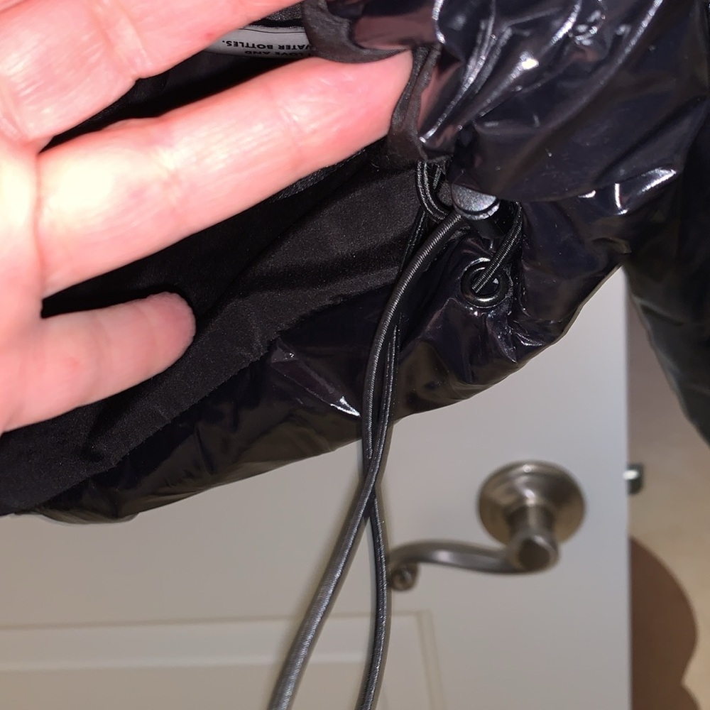 NOIZE Shiny Black Puffer Jacket - Picture 5 of 14